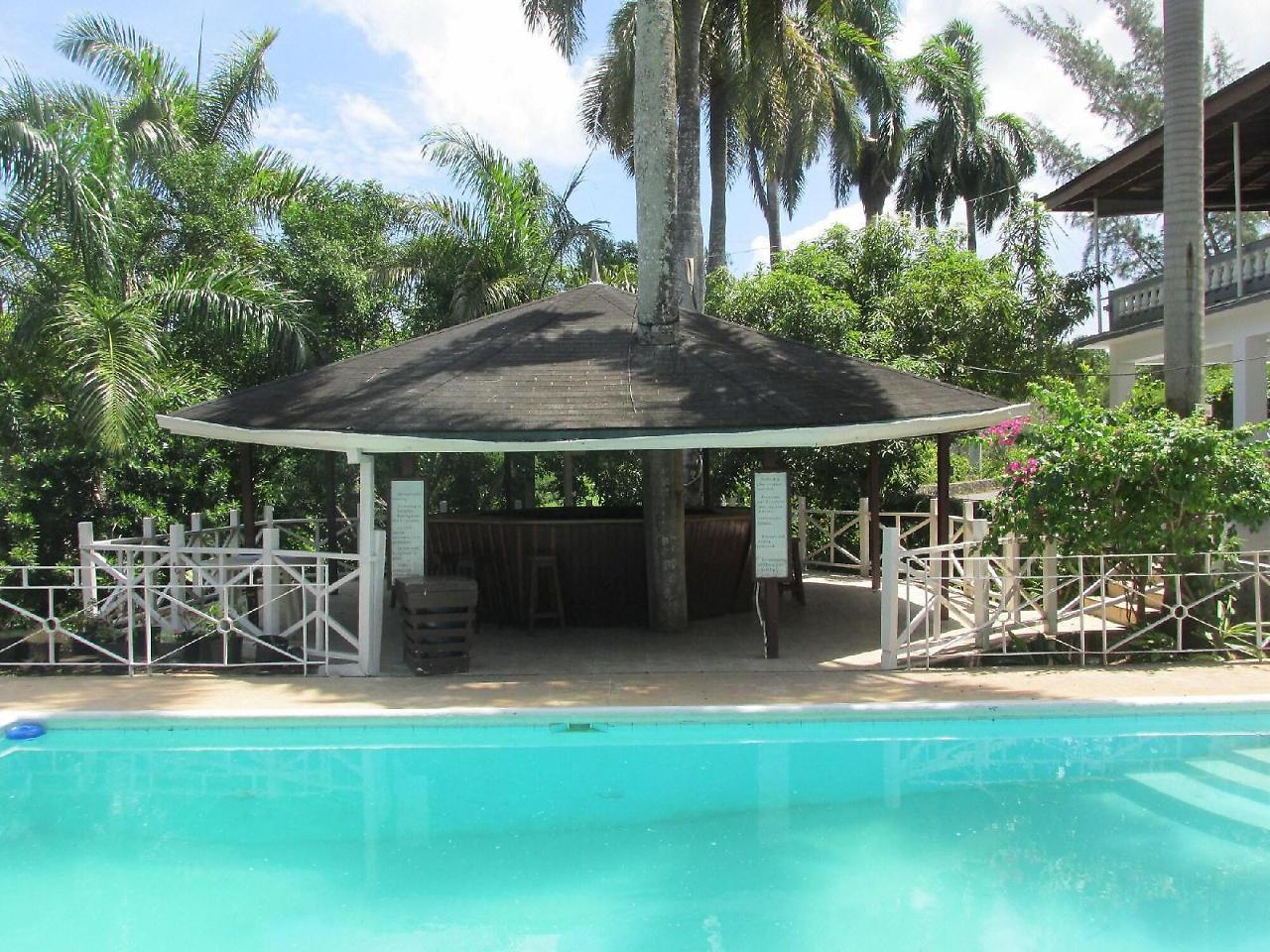 Paradise Brandon Hill Guest House Montego Bay Exterior foto